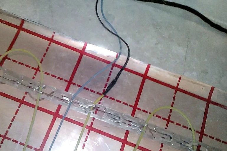 Монтаж греющего кабеля